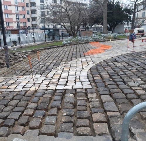 Chemin PMR en pavés